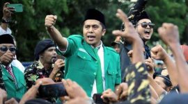 Ketua PW Ansor Jatim, Musaffa Safril di sela kegiatan Apel Akbar memperingati Hari Kesaktian Pancasila di area parkir timur GOR Sidoarjo (Foto: dok. PW GP Ansor Jatim).