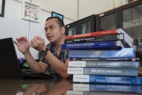 Dosen sekaligus Dekan School of Business and Management atau SBM Petra Christian University (PCU)Josua Tarigan. Foto : Humas PCU