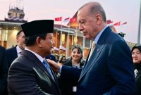 Presiden Republik Indonesia, Prabowo Subianto, secara langsung mengantarkan keberangkatan Presiden Republik Turkiye, Recep Tayyip Erdogan beserta Ibu Emine Erdogan ke Pakistan pada Rabu, 12 Februari 2025. Foto: BPMI Setpres/Rusman.