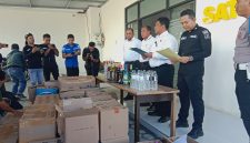 filter: 0; fileterIntensity: 0.0; filterMask: 0; captureOrientation: null;
brp_mask:0;
brp_del_th:null;
brp_del_sen:null;
delta:null;
module: photo;hw-remosaic: false;touch: (-1.0, -1.0);sceneMode: 8;cct_value: 0;AI_Scene: (-1, -1);aec_lux: 0.0;aec_lux_index: 0;HdrStatus: auto;albedo:  ;confidence:  ;motionLevel: 0;weatherinfo: null;temperature: 37;