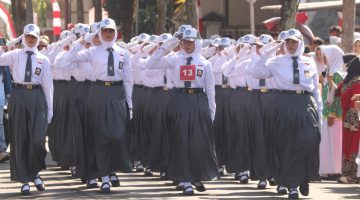 Keren! SMAN 2 Bondowoso Borong Juara 1 Gerak Jalan Pelajar
