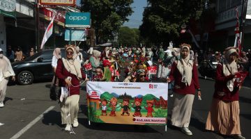 Pawai Budaya TK Alifya Bondowoso, Anak-anak Kenalkan Wajah Nusantara dalam Semangat Bhinneka Tunggal Ika